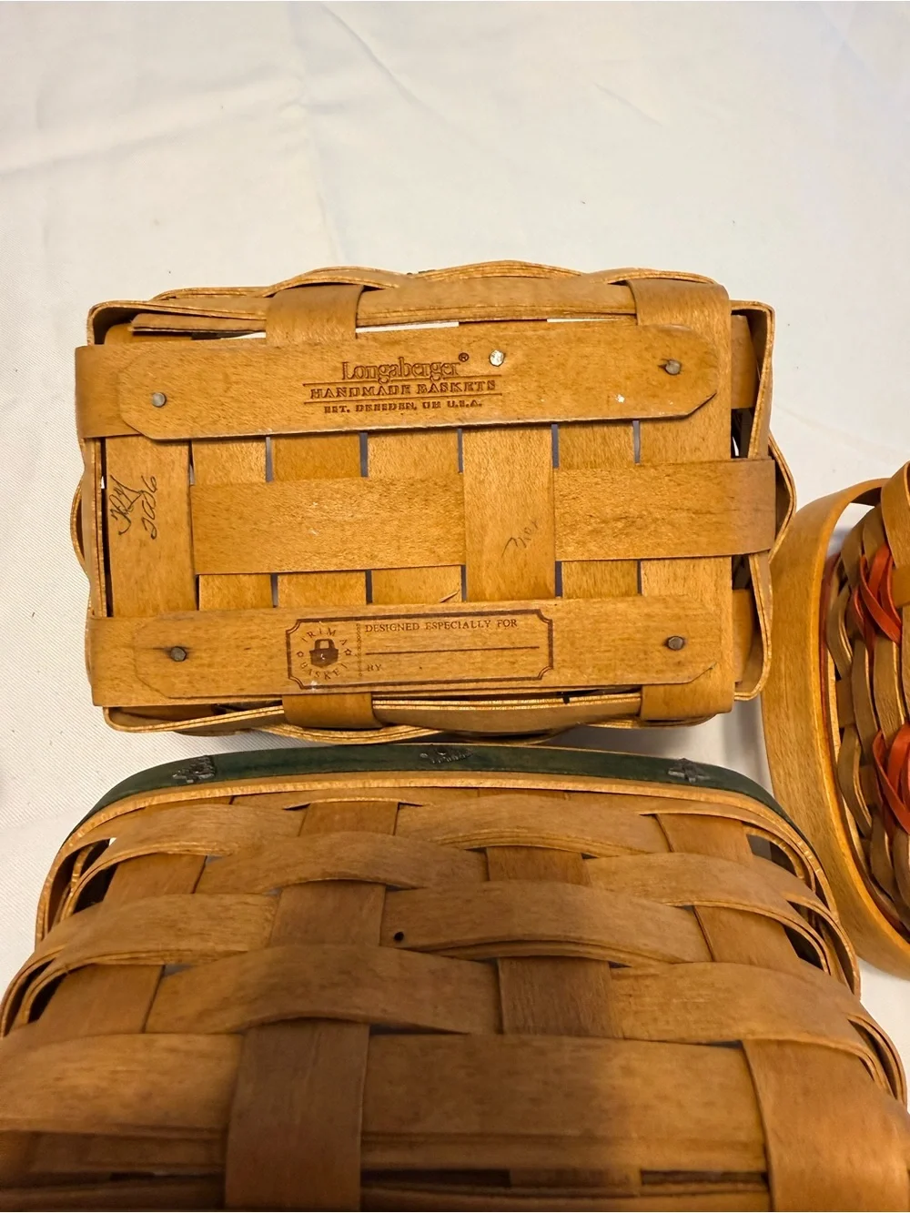 VTG 2000-2006 Longaberger woven Holiday baskets (3) w/protective liners